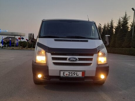 Ford Transit 2009