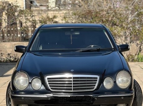 Mercedes E 270 2001