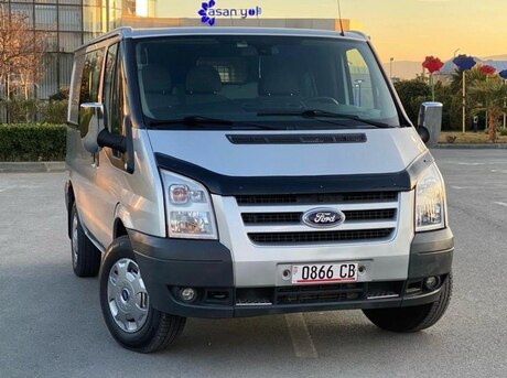 Ford Transit 2011