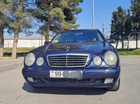 Mercedes E 220 d 2000