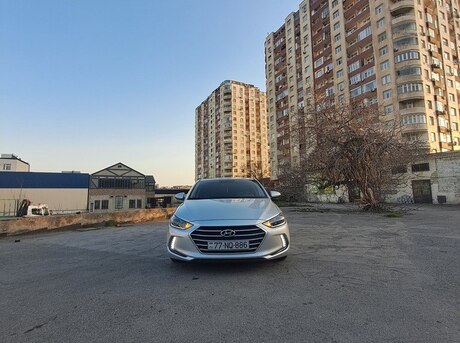 Hyundai Elantra 2018