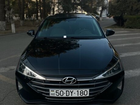 Hyundai Elantra 2019