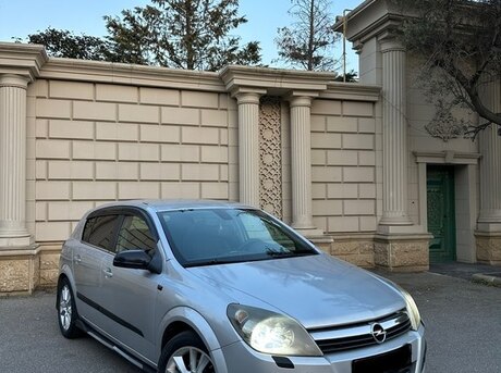 Opel Astra 2004