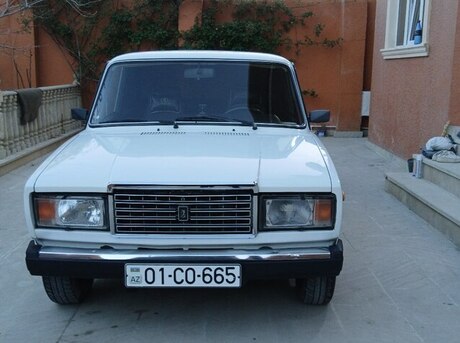 LADA (VAZ) 2107