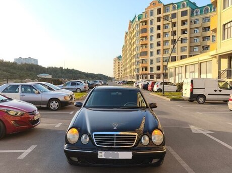 Mercedes E 220 d 2001