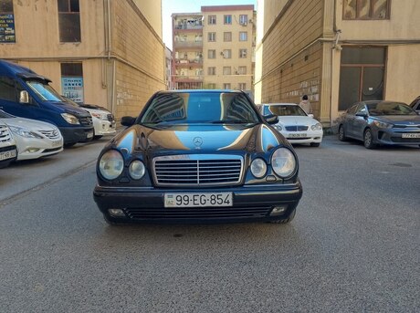 Mercedes E 240 1999