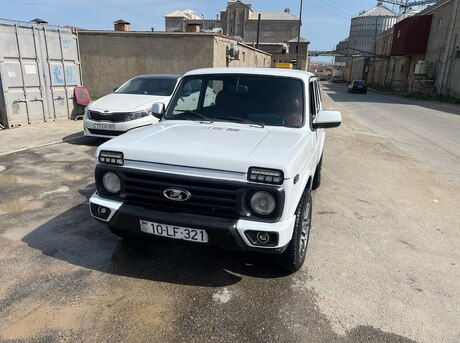 LADA (VAZ) Niva