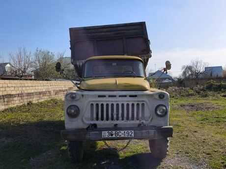 GAZ 53 1977