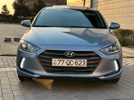 Hyundai Elantra 2016