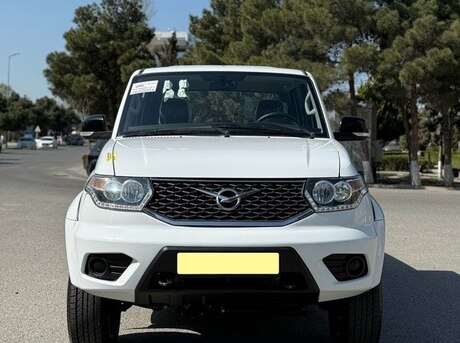 UAZ Pickup 2021
