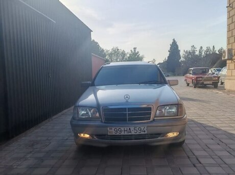 Mercedes C 220 d 2000