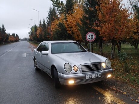 Mercedes E 230 1996