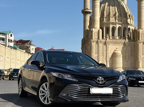 Toyota Camry 2018