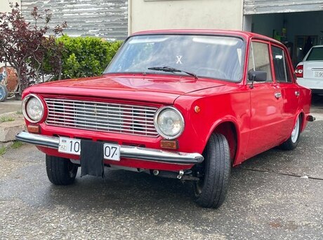 LADA (VAZ) 21011 1981
