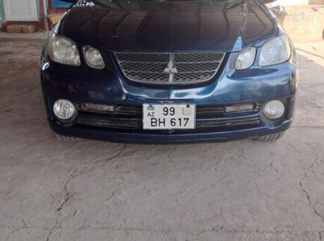 Mitsubishi Airtrek 2003