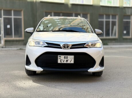 Toyota Corolla Fielder 2018