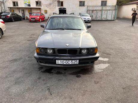 BMW 525 1990