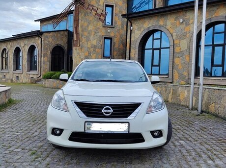 Nissan Sunny 2013