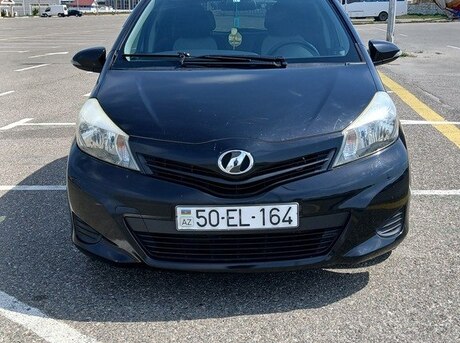 Toyota Vitz 2011