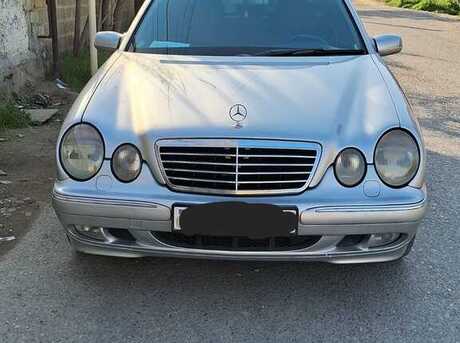 Mercedes E 270 2001