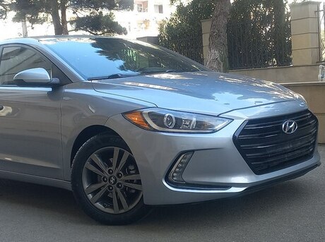 Hyundai Elantra 2016
