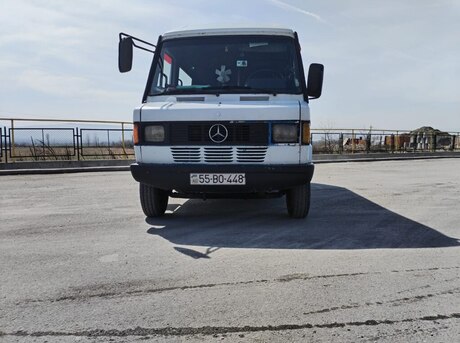 Mercedes 208 D 1994