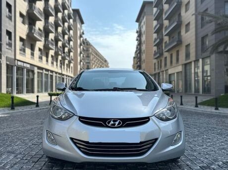 Hyundai Elantra 2011