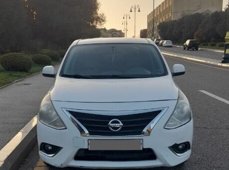 Nissan Sunny 2014