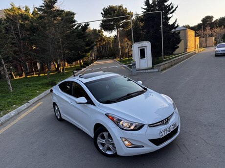 Hyundai Elantra 2016