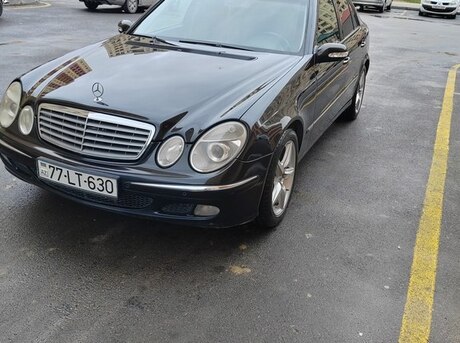 Mercedes E 240 2004
