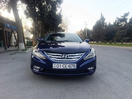 Hyundai Sonata 2011