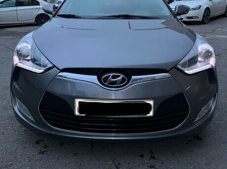 Hyundai Veloster 2012