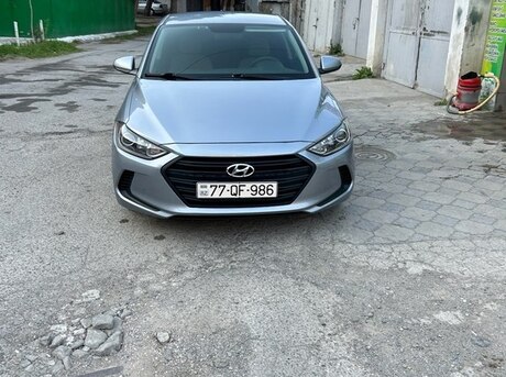 Hyundai Elantra 2016