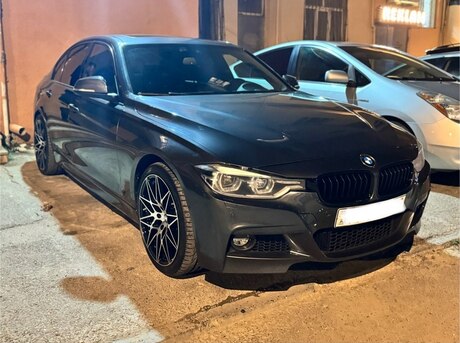 BMW 328 2016