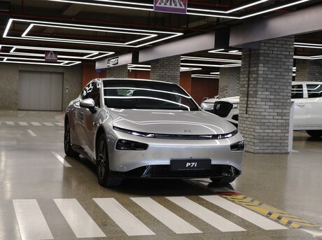 XPeng P7