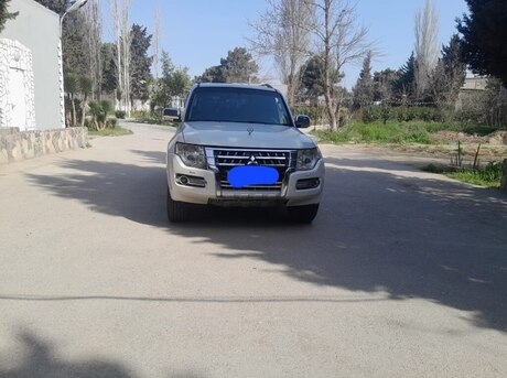 Mitsubishi Pajero 2007