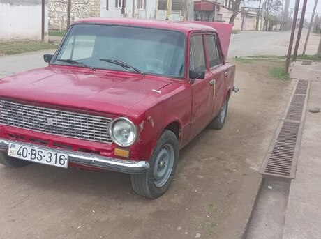 LADA (VAZ) 21011 1985