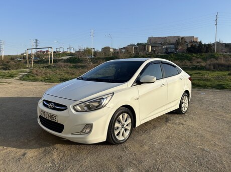 Hyundai Accent 2014
