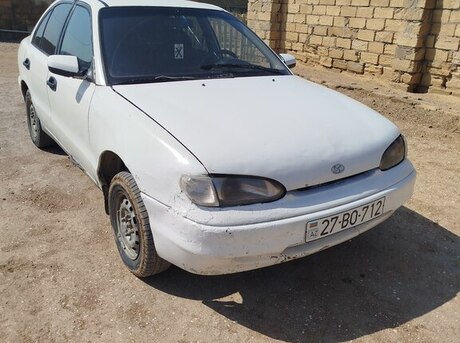 Hyundai Elantra 1995