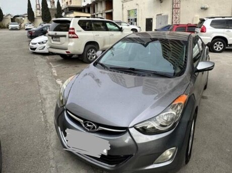 Hyundai Elantra 2011