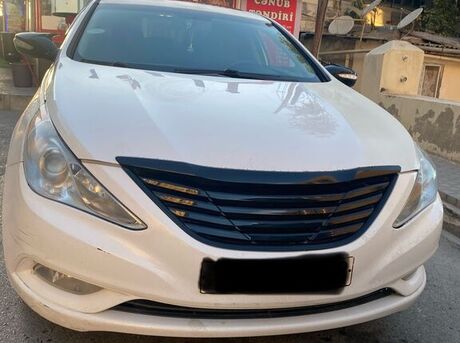 Hyundai Sonata 2011