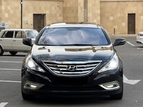 Hyundai Sonata 2011