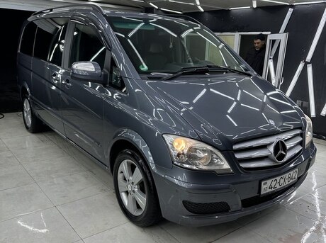 Mercedes Viano 2011