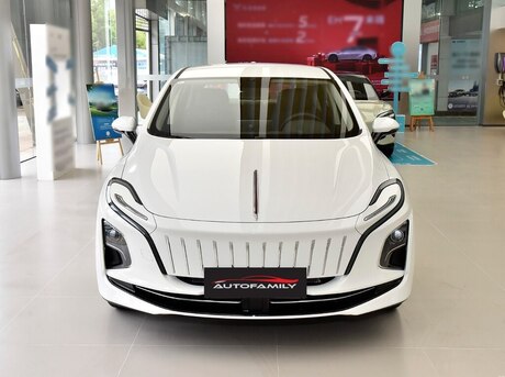 Hongqi E-QM5