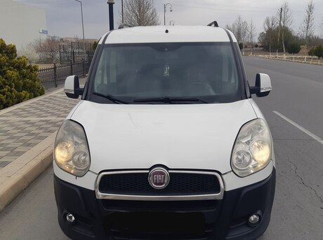 Fiat Doblo 2012