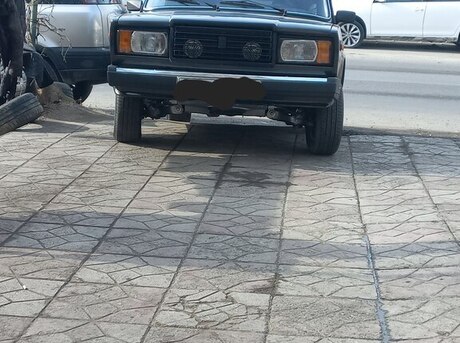 LADA (VAZ) 2107 2004
