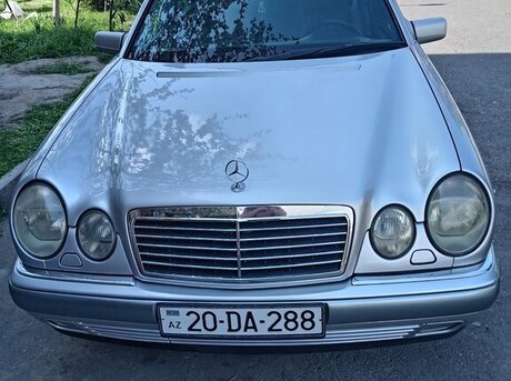 Mercedes E 220 1997