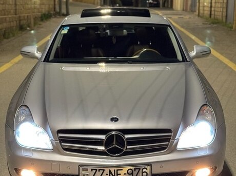 Mercedes  2010