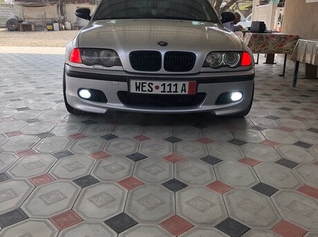 BMW 320 2000