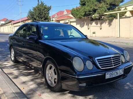 Mercedes E 270 2001